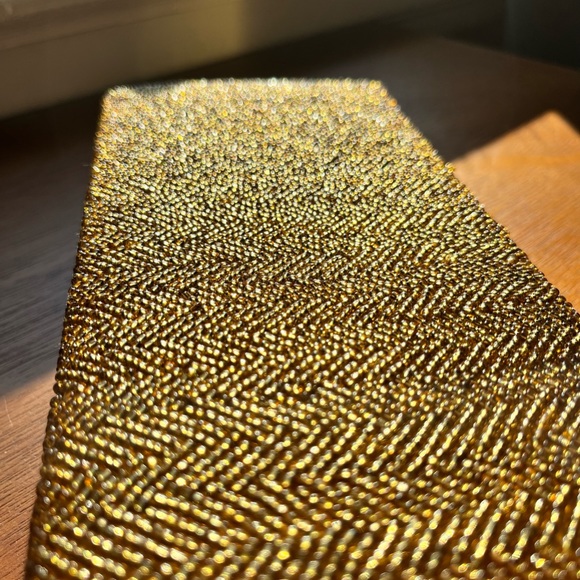 SANTI 🔸 gold herringbone beaded clutch - Picture 9 of 10